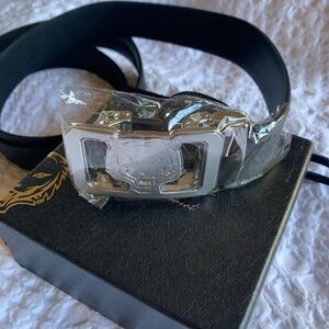 Barocco Black Leather Flat Belt with Silver Lion Auto Buckle